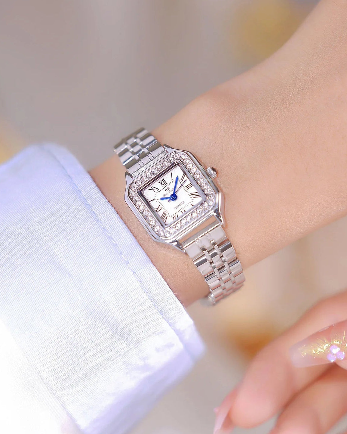 Montre Bracelet Carrée Élégante