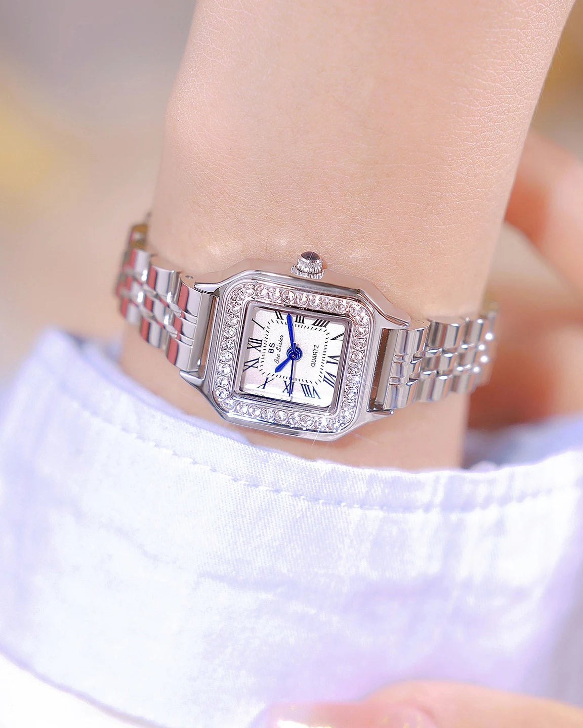 Montre Bracelet Carrée Élégante